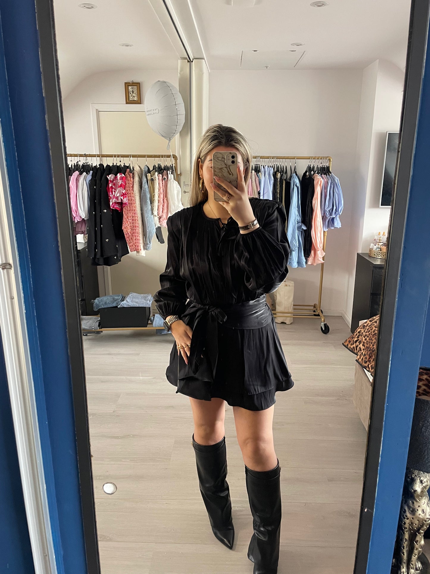 Luxe Satin Dress - Zwart